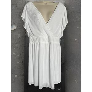 Express NWT! Pleated V-Neck Flutter Sleeve Midi Dress White Women’s Sz Medium